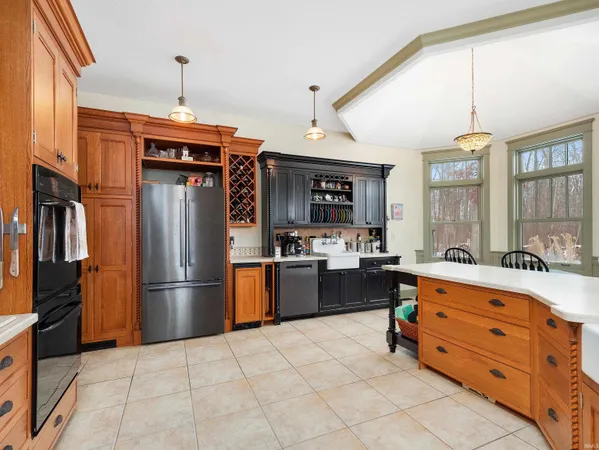 $1,100,000 | 3204 North 250 East, Fremont, IN 46737