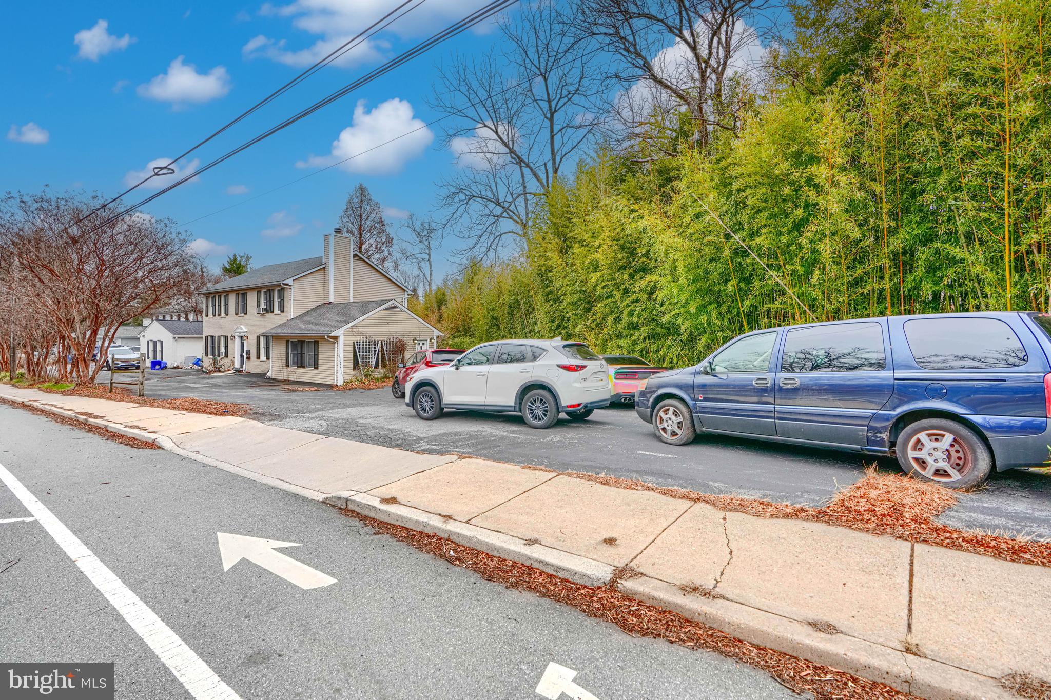 9301 Old Georgetown Road Bethesda, MD 20814 - Photo 3 of 62