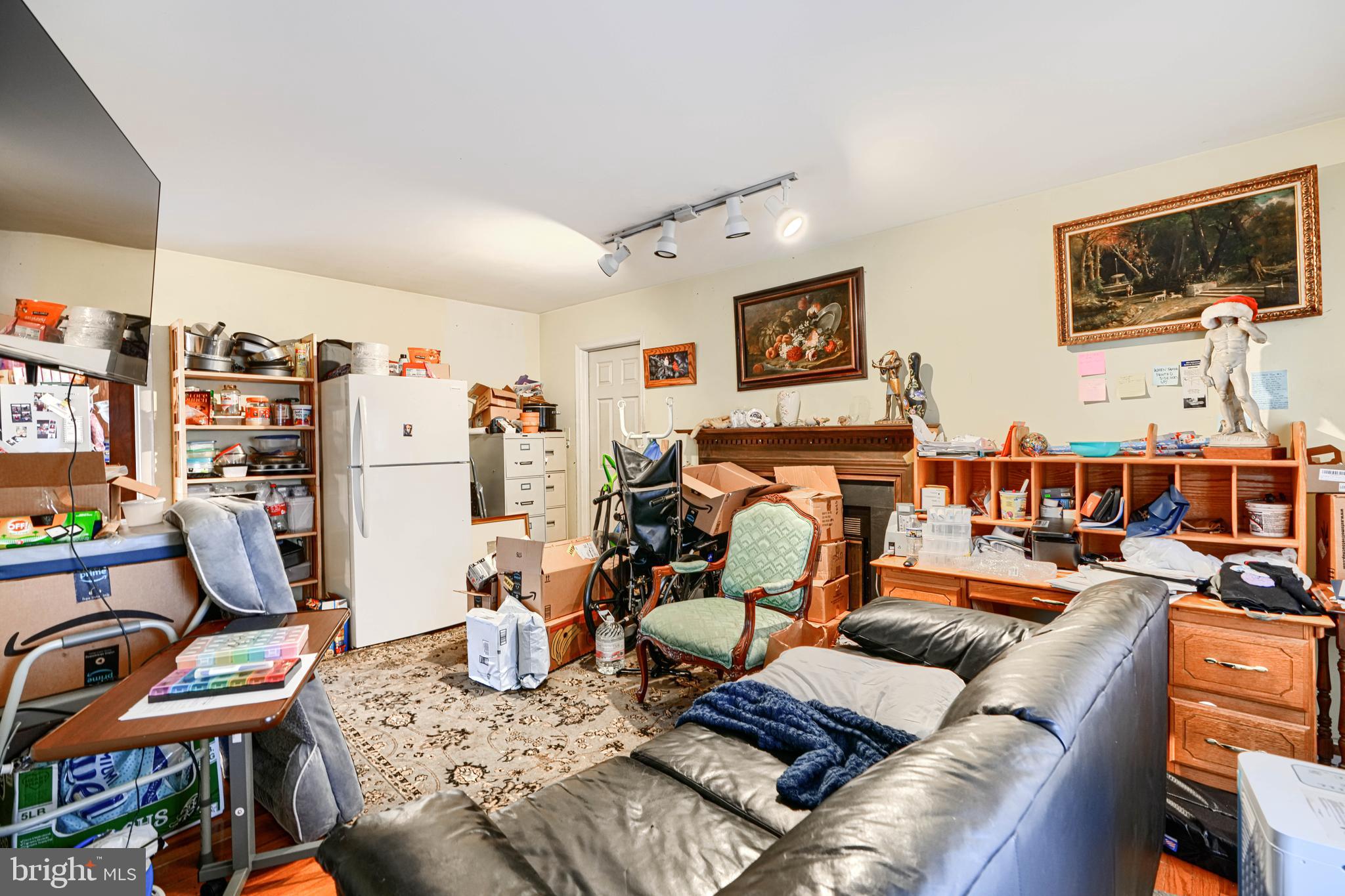 9301 Old Georgetown Road Bethesda, MD 20814 - Photo 10 of 62