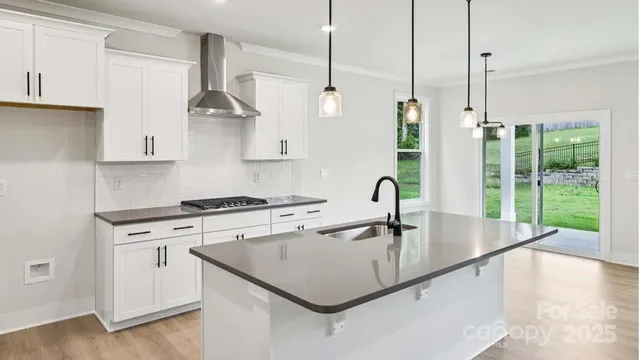 $475,000 | 124 Fordingbridge Lane, Mooresville, NC 28115