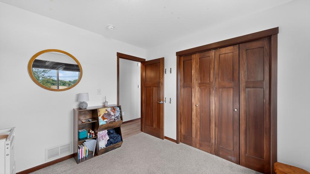 4621 Alan Lane Northwest Rochester, MN 55901 - Photo 14 of 37
