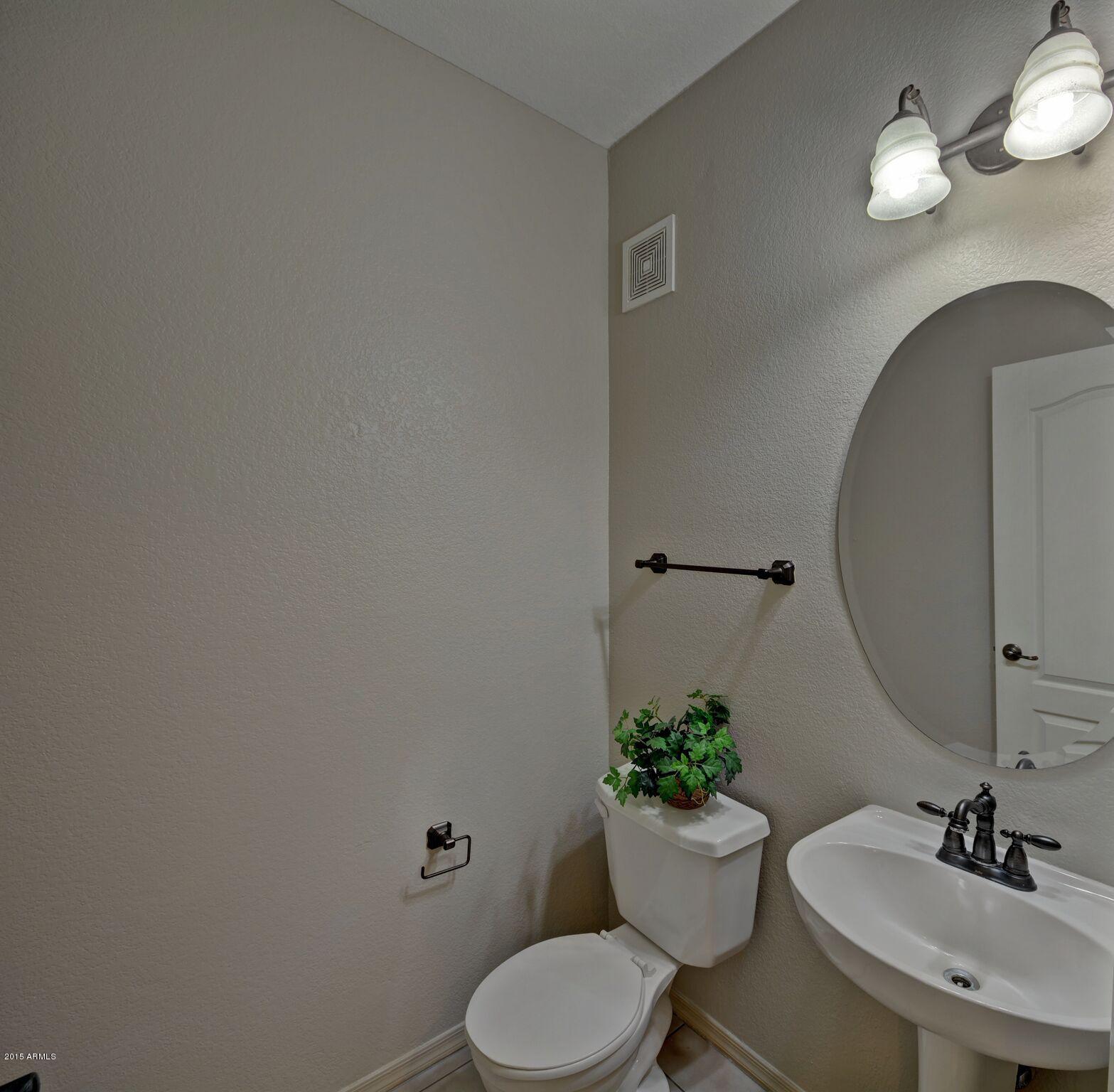 3150 East Beardsley Road, Unit 1028 Phoenix, AZ 85050 - Photo 12 of 29 Powder Room on first level