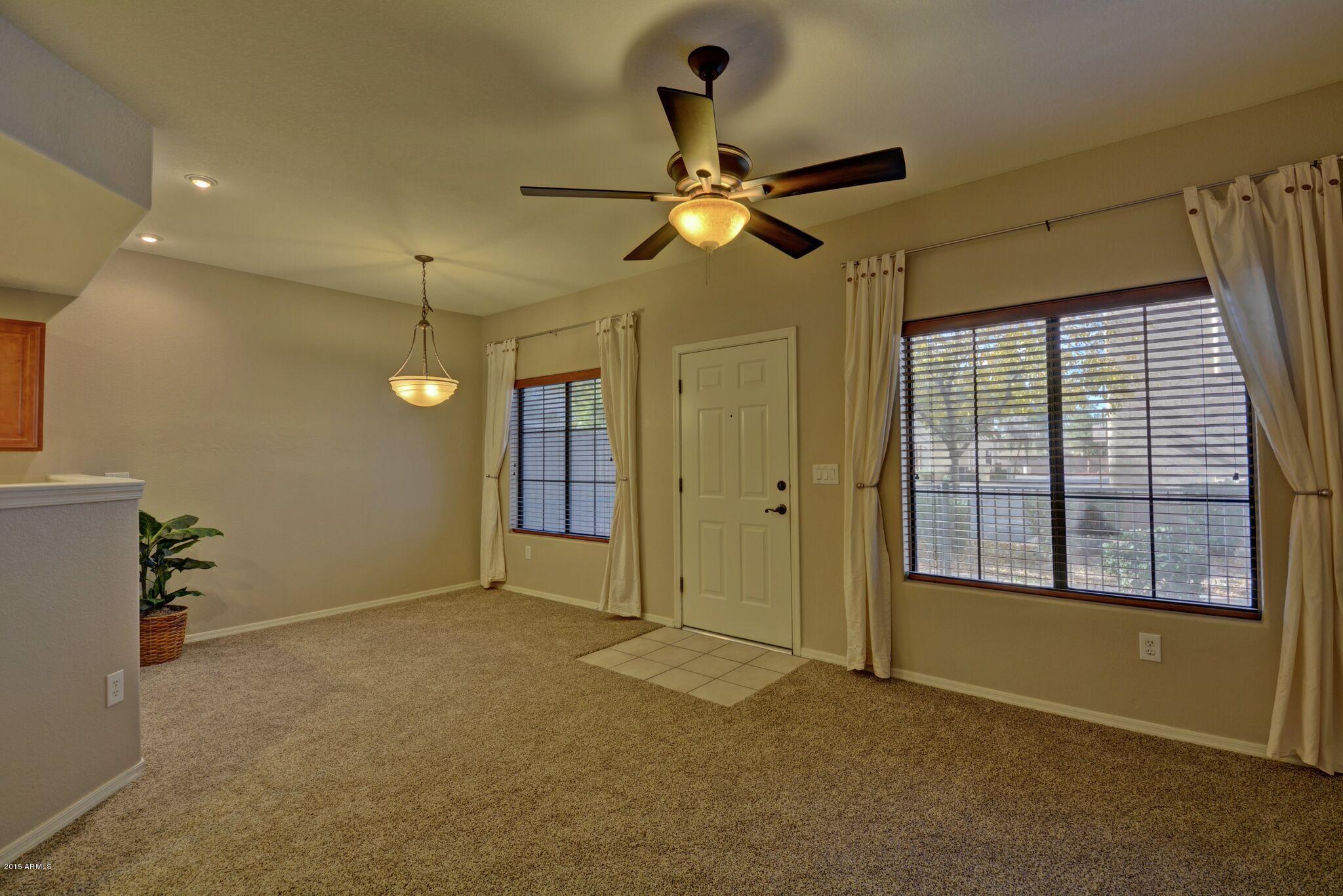 3150 East Beardsley Road, Unit 1028 Phoenix, AZ 85050 - Photo 5 of 29 Entry and Dining Area