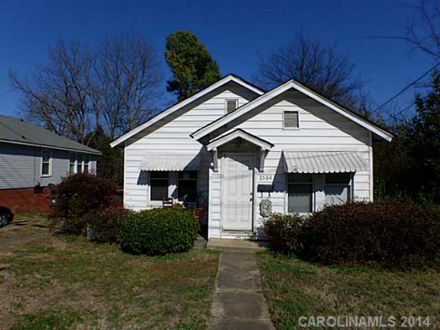 2504 Tuckaseegee Road Charlotte, NC 28208 - Photo 1 of 5
