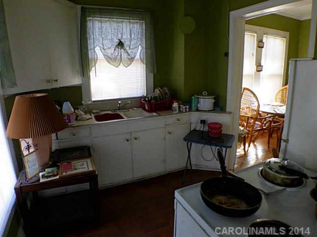 2504 Tuckaseegee Road Charlotte, NC 28208 - Photo 3 of 5