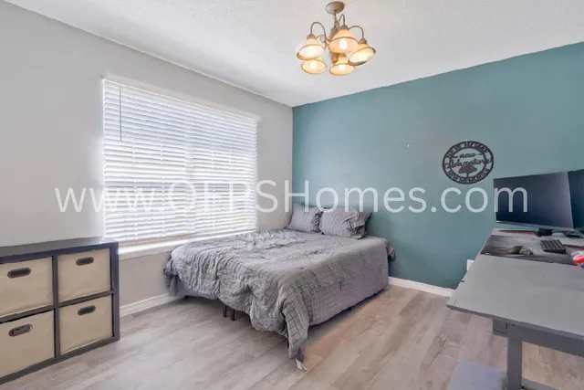 $1,800 | 405 Bobby Drive, Crestview, FL 32536