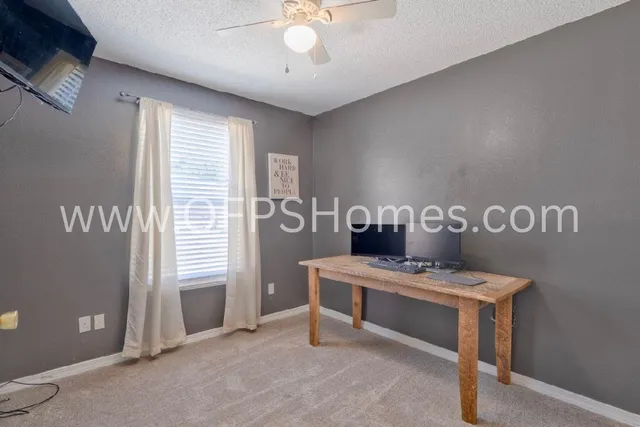 $1,800 | 405 Bobby Drive, Crestview, FL 32536