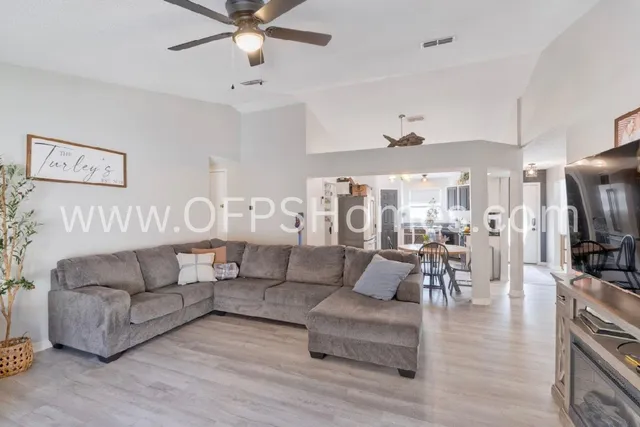 $1,800 | 405 Bobby Drive, Crestview, FL 32536