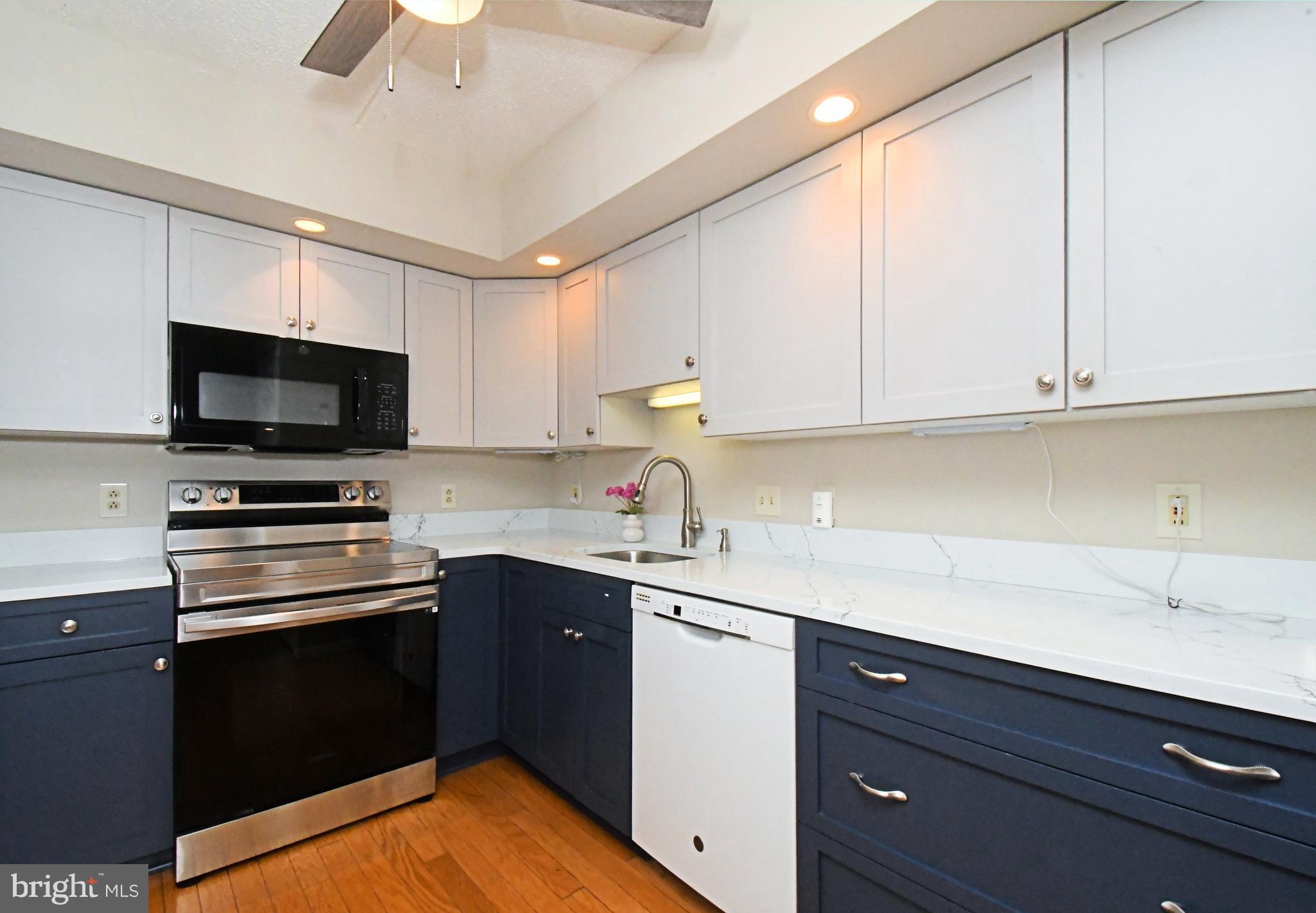 122 Brandon Road Norristown, PA 19403 - Photo 15 of 51 Renovated Kitchen