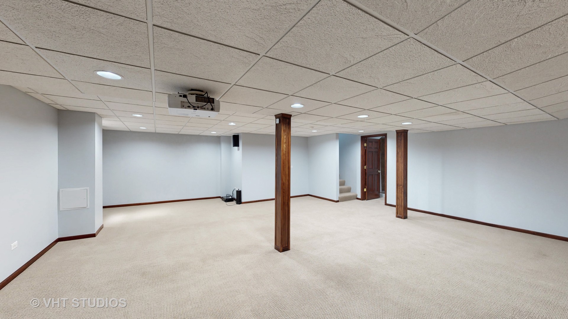 724 Sigmund Road Naperville, IL 60563 - Photo 36 of 44 a view of an empty room