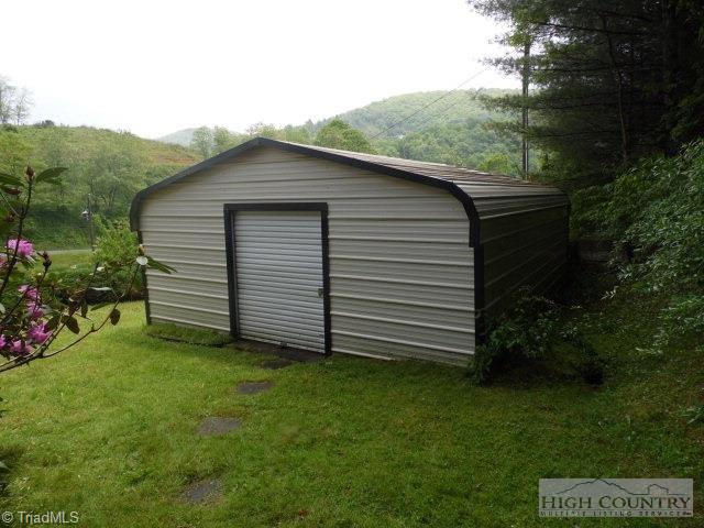 1674 Roberts Road Laurel Springs, NC 28644 - Photo 25 of 26 Gallery Image 25