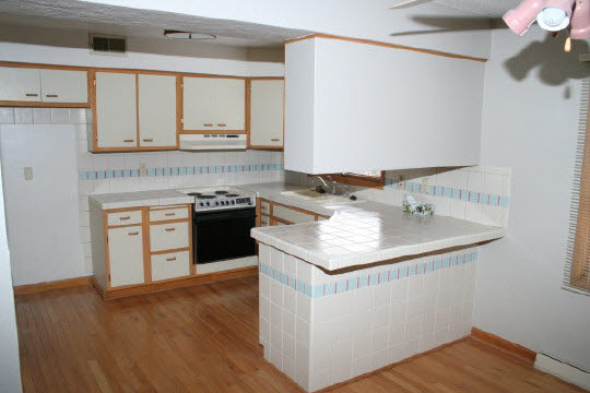 2535 Highcrest Road Rockford, IL 61107 - Photo 4 of 6 Gallery Image 4