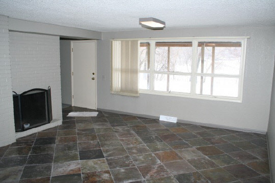 2535 Highcrest Road Rockford, IL 61107 - Photo 5 of 6 Gallery Image 5