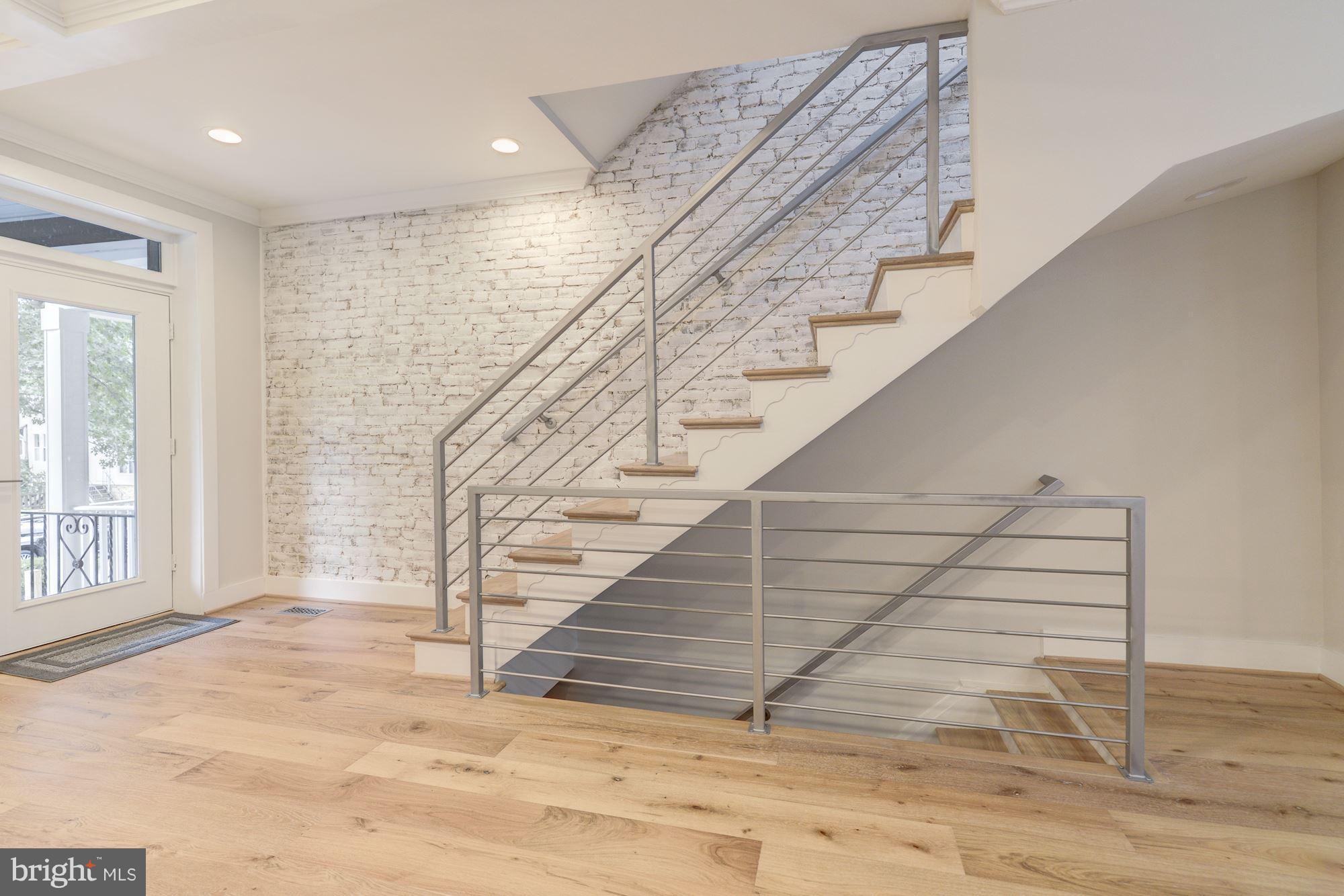 215 Webster Street Northwest Washington, DC 20011 - Photo 11 of 30 Interior (General)