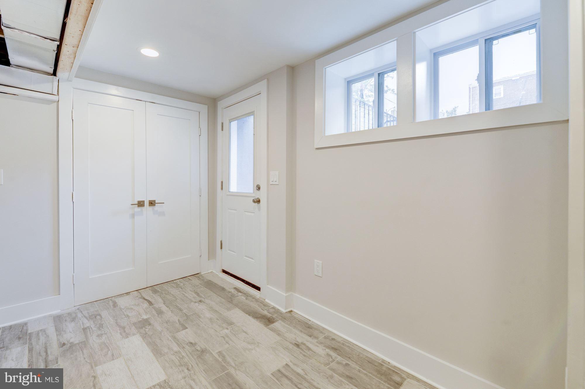 215 Webster Street Northwest Washington, DC 20011 - Photo 26 of 30 Interior (General)