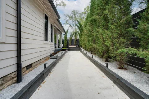 $2,500,000 | 1514 Cedar Lane, Nashville, TN 37212