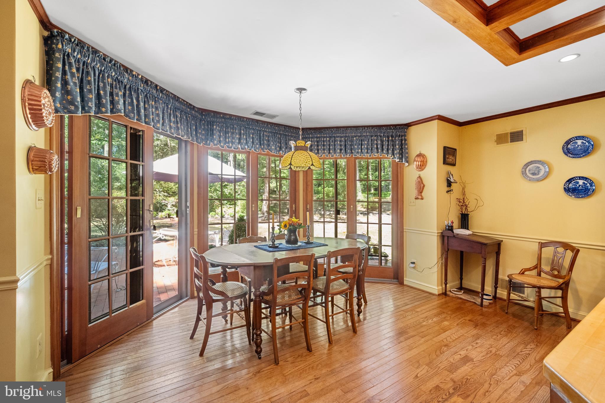 7408 Maple Branch Road Clifton, VA 20124 - Photo 21 of 93 breakfast area