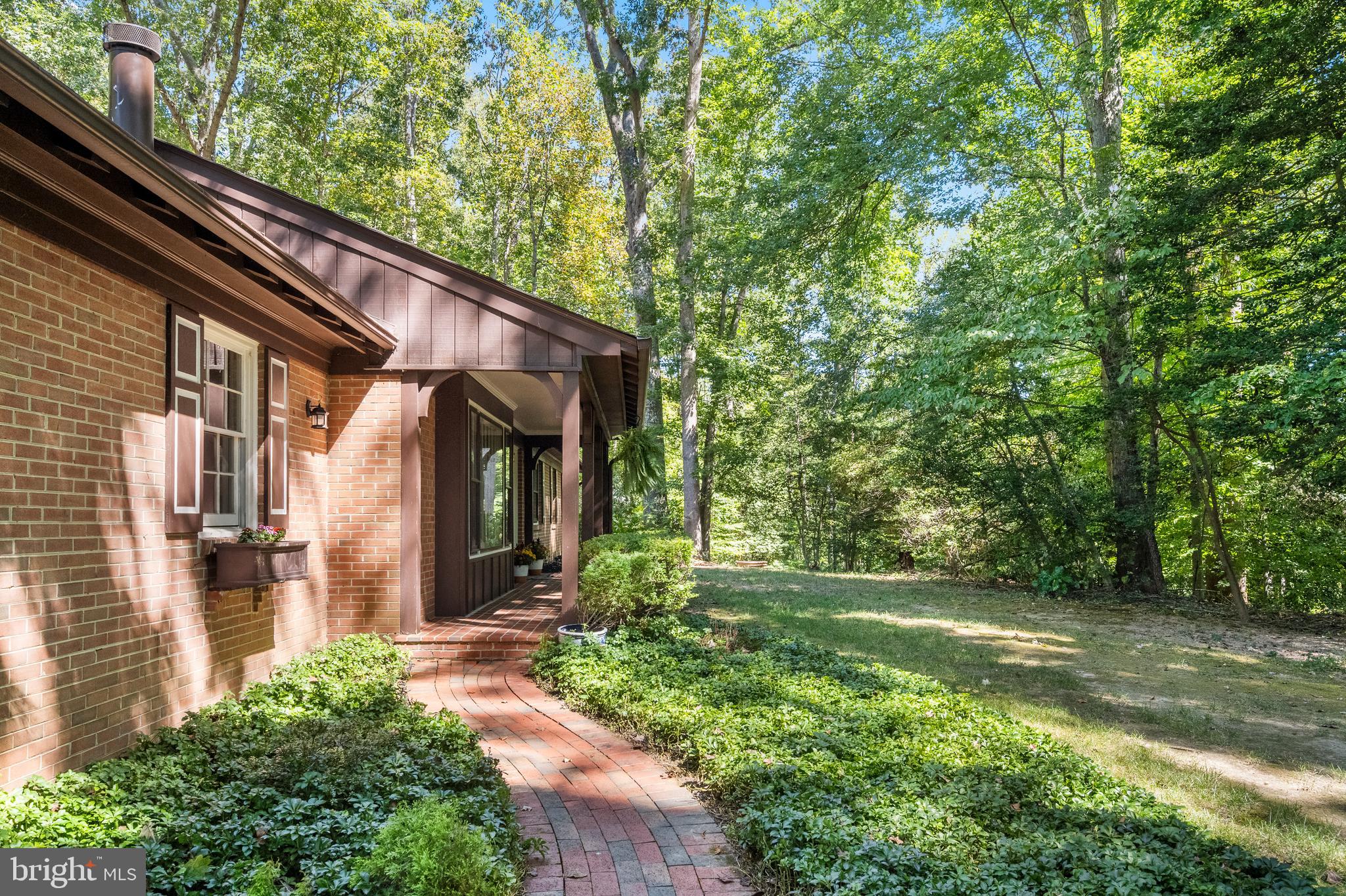 7408 Maple Branch Road Clifton, VA 20124 - Photo 4 of 93 walkway to front door