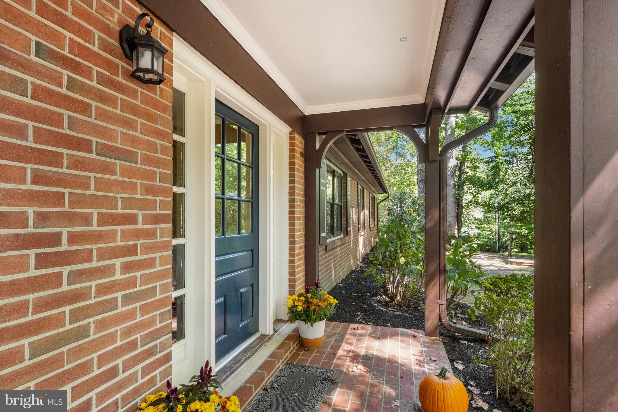 7408 Maple Branch Road Clifton, VA 20124 - Photo 8 of 93 welcome home! C'mon in...