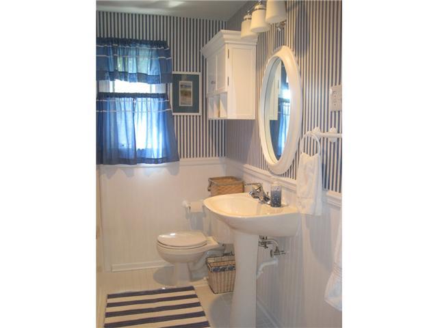 1733 Birchcrest Road Columbus, OH 43221 - Photo 13 of 18