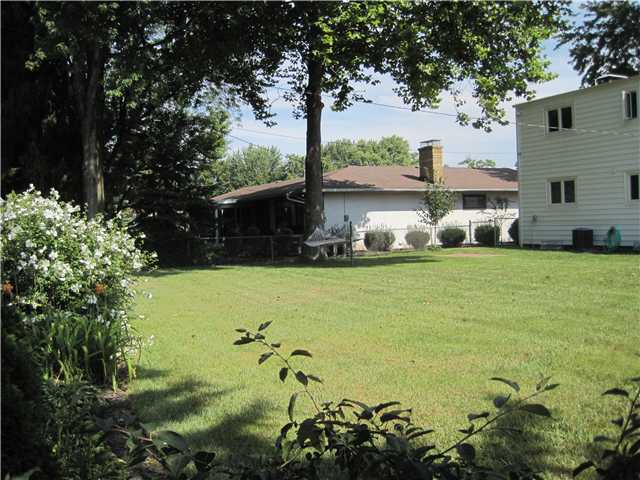 1733 Birchcrest Road Columbus, OH 43221 - Photo 17 of 18