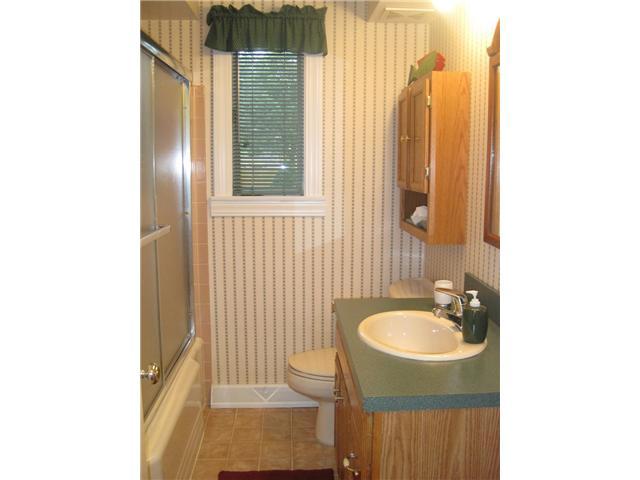 1733 Birchcrest Road Columbus, OH 43221 - Photo 7 of 18