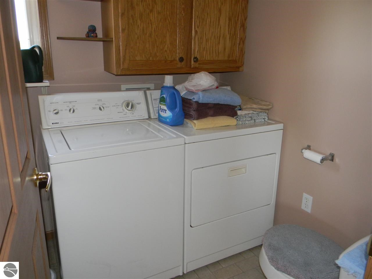 631 State Road West Branch, MI 48661 - Photo 4 of 32 1785673-3.JPG