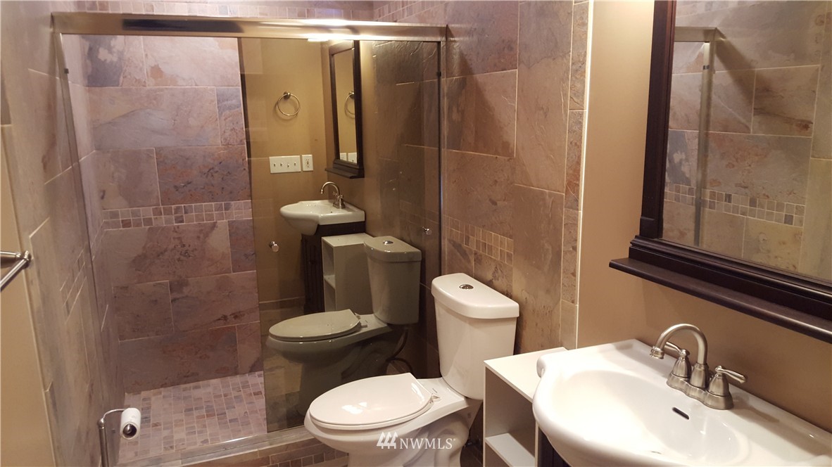 5519 148th Place Southwest Edmonds, WA 98026 - Photo 14 of 22 Gallery Image 14