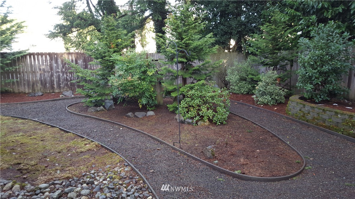 5519 148th Place Southwest Edmonds, WA 98026 - Photo 16 of 22 Gallery Image 16