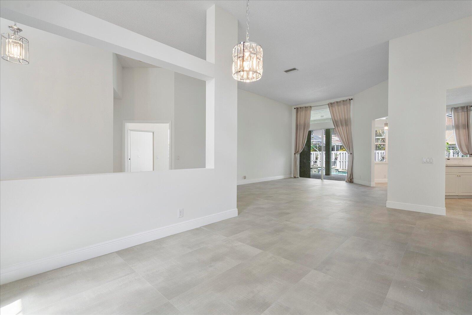 970 Greenwood Road Weston, FL 33327 - Photo 14 of 46 14-970 Greenwood Rd_14