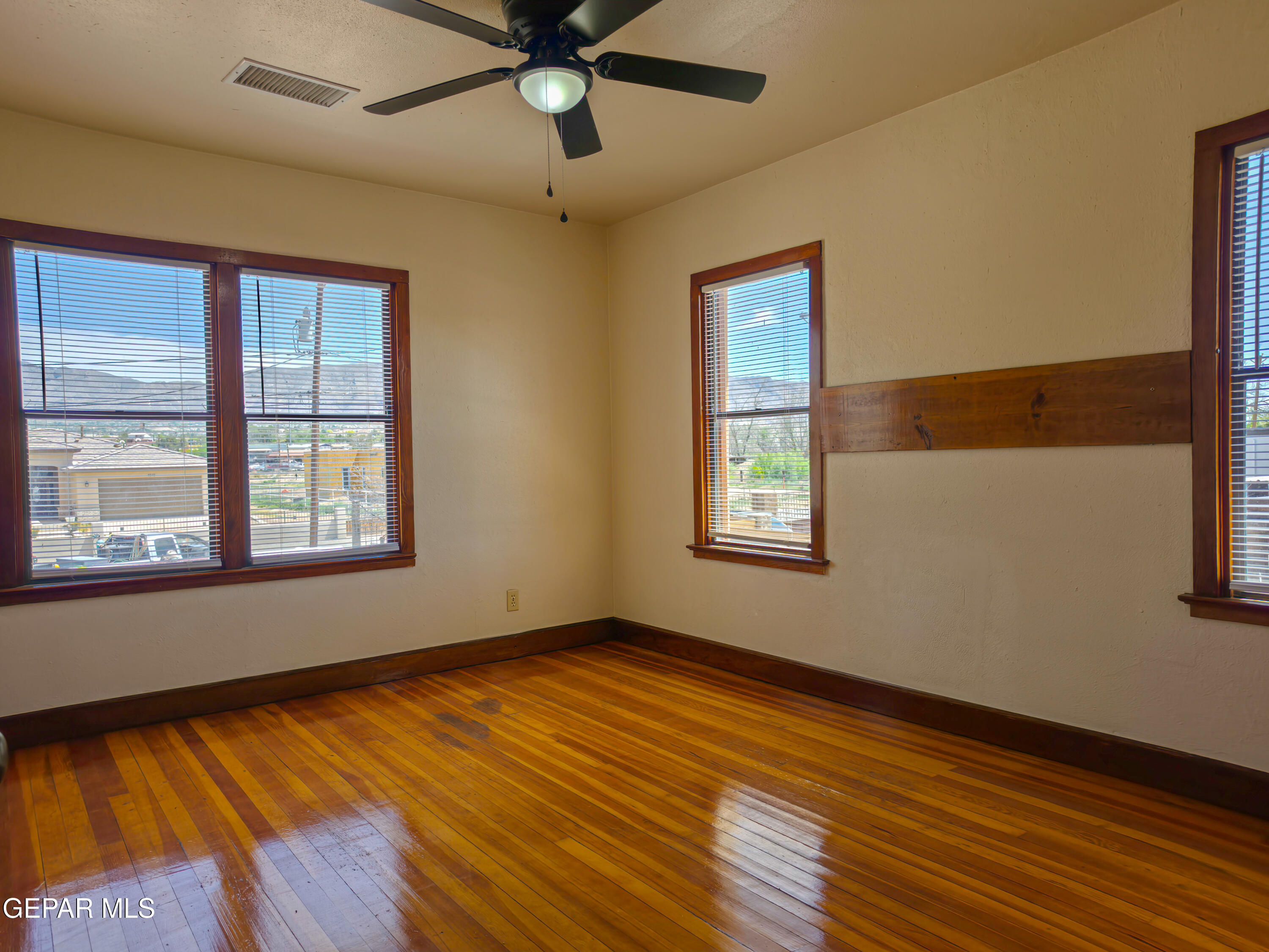 4037 Emory Road El Paso, TX 79922 - Photo 21 of 46 20260421_122724