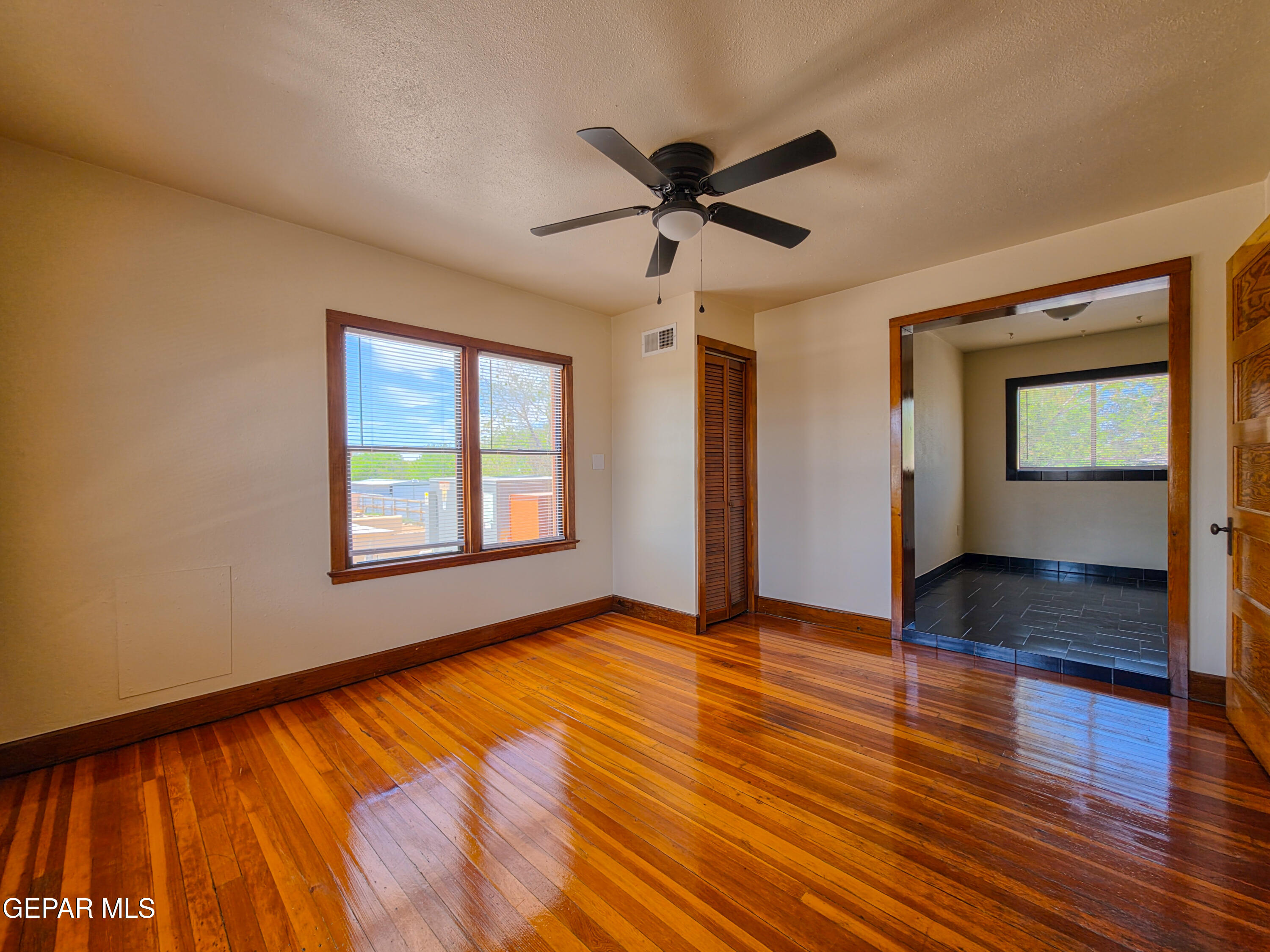 4037 Emory Road El Paso, TX 79922 - Photo 25 of 46 20260421_122941