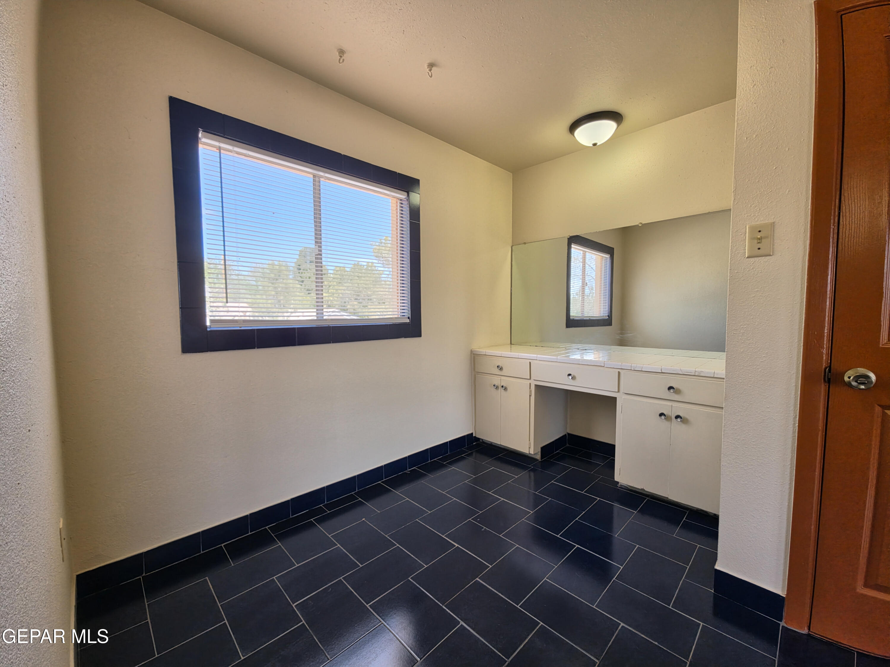 4037 Emory Road El Paso, TX 79922 - Photo 28 of 46 20260421_123307