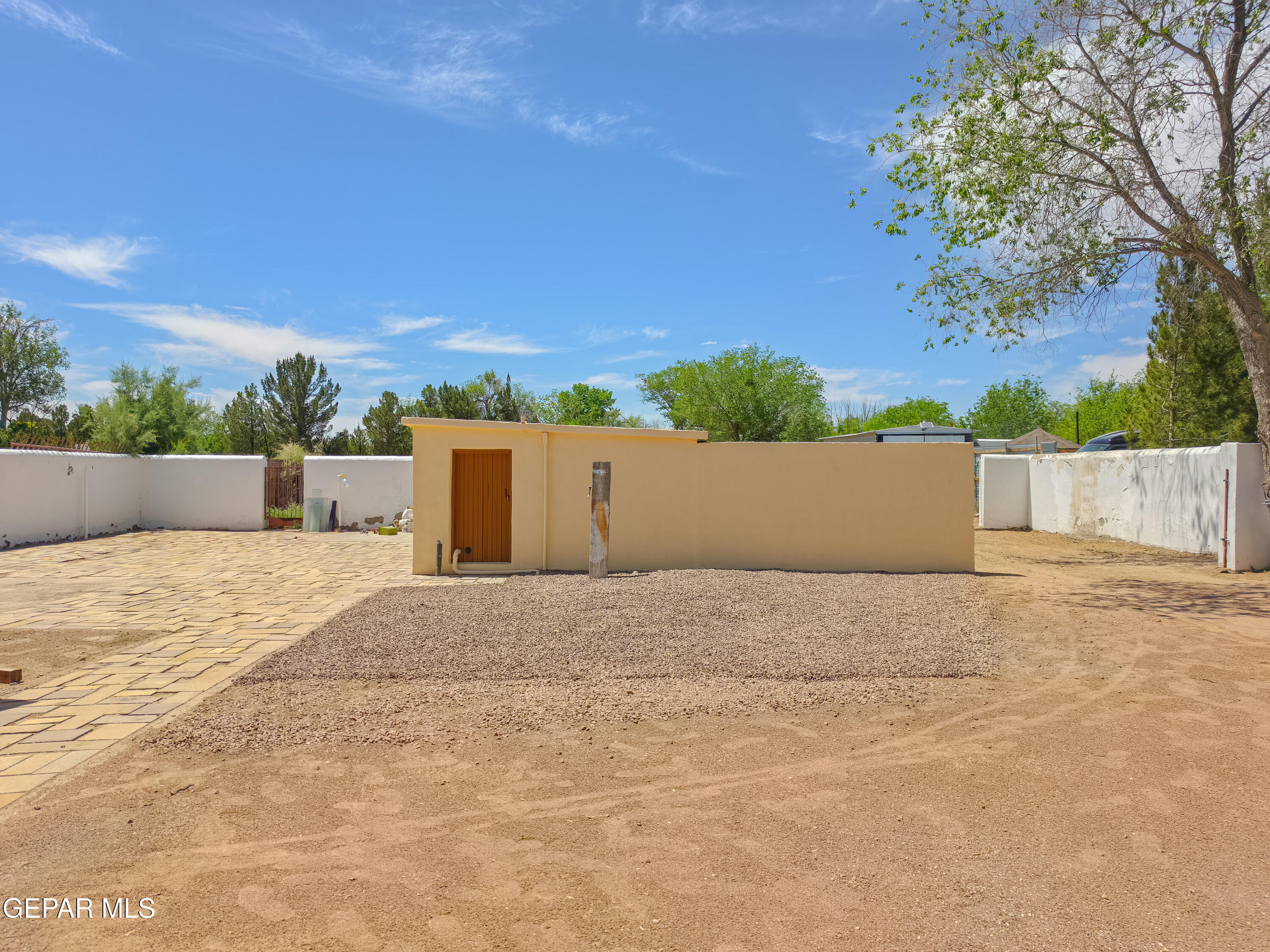 4037 Emory Road El Paso, TX 79922 - Photo 33 of 46 20260421_124159