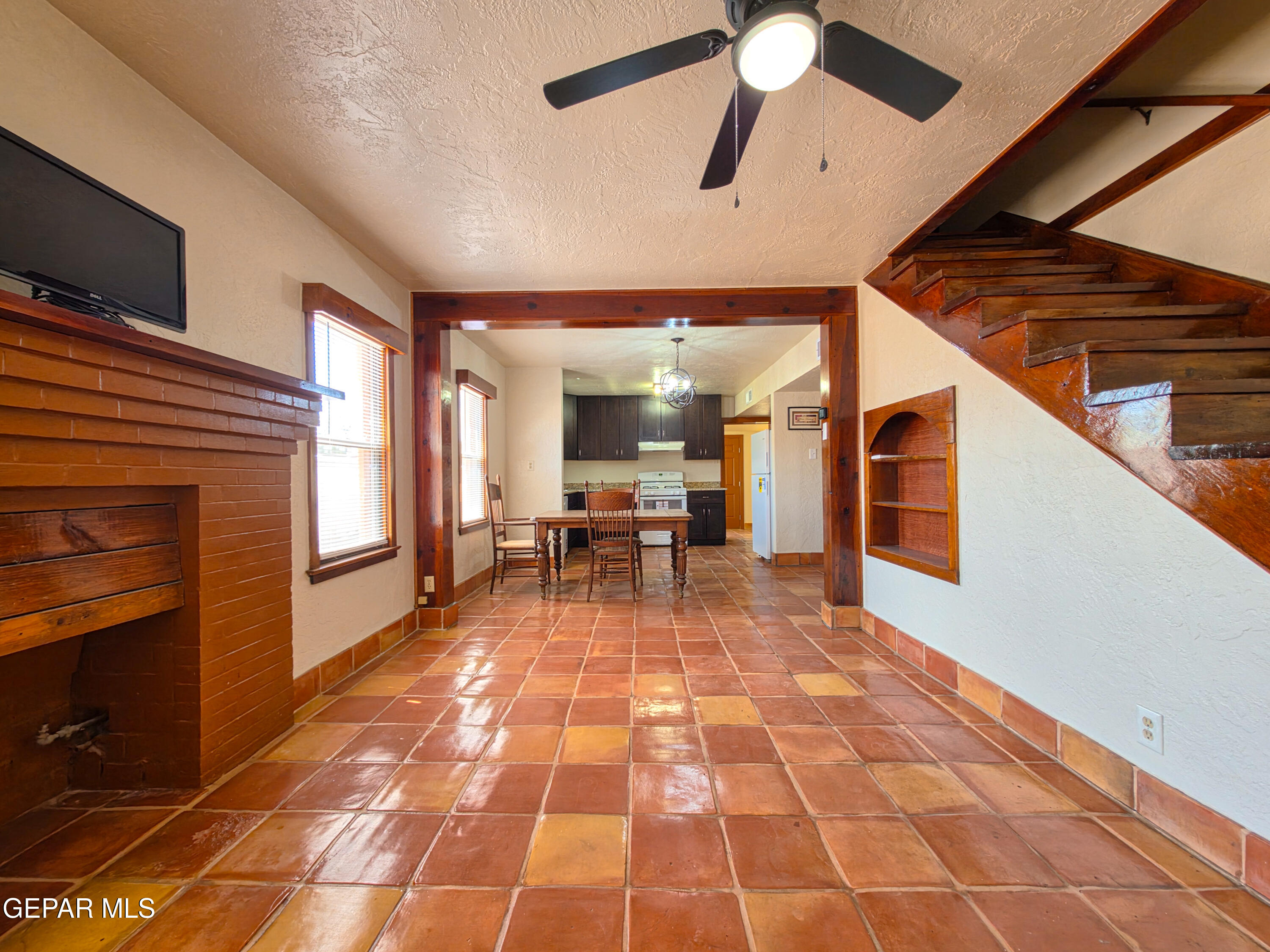 4037 Emory Road El Paso, TX 79922 - Photo 7 of 46 20260421_122332
