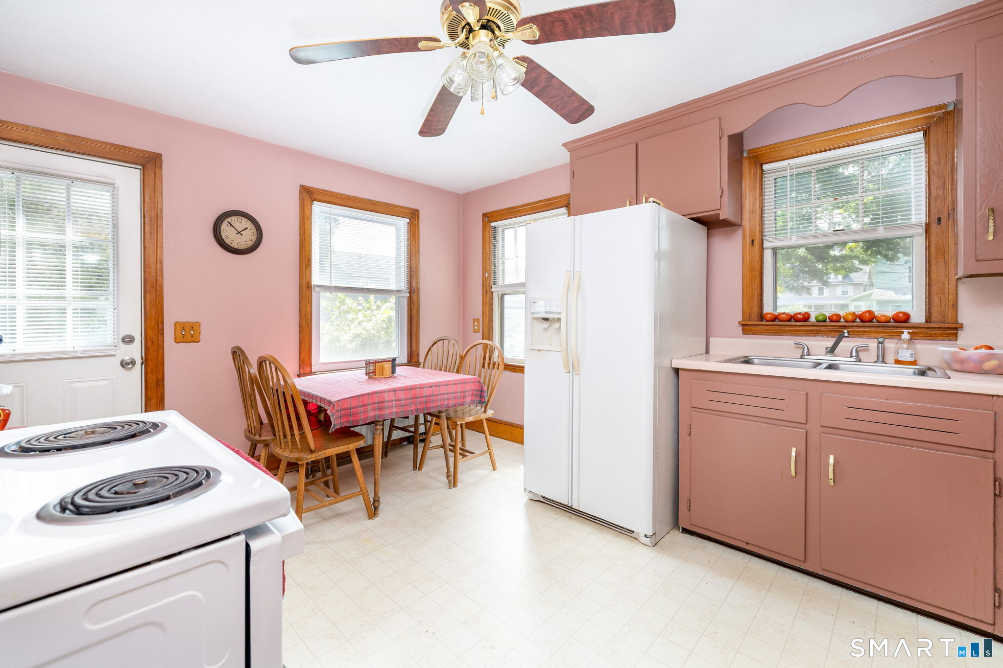 33 Union St Extension Enfield, CT 06082 - Photo 6 of 32 Gallery Image 6