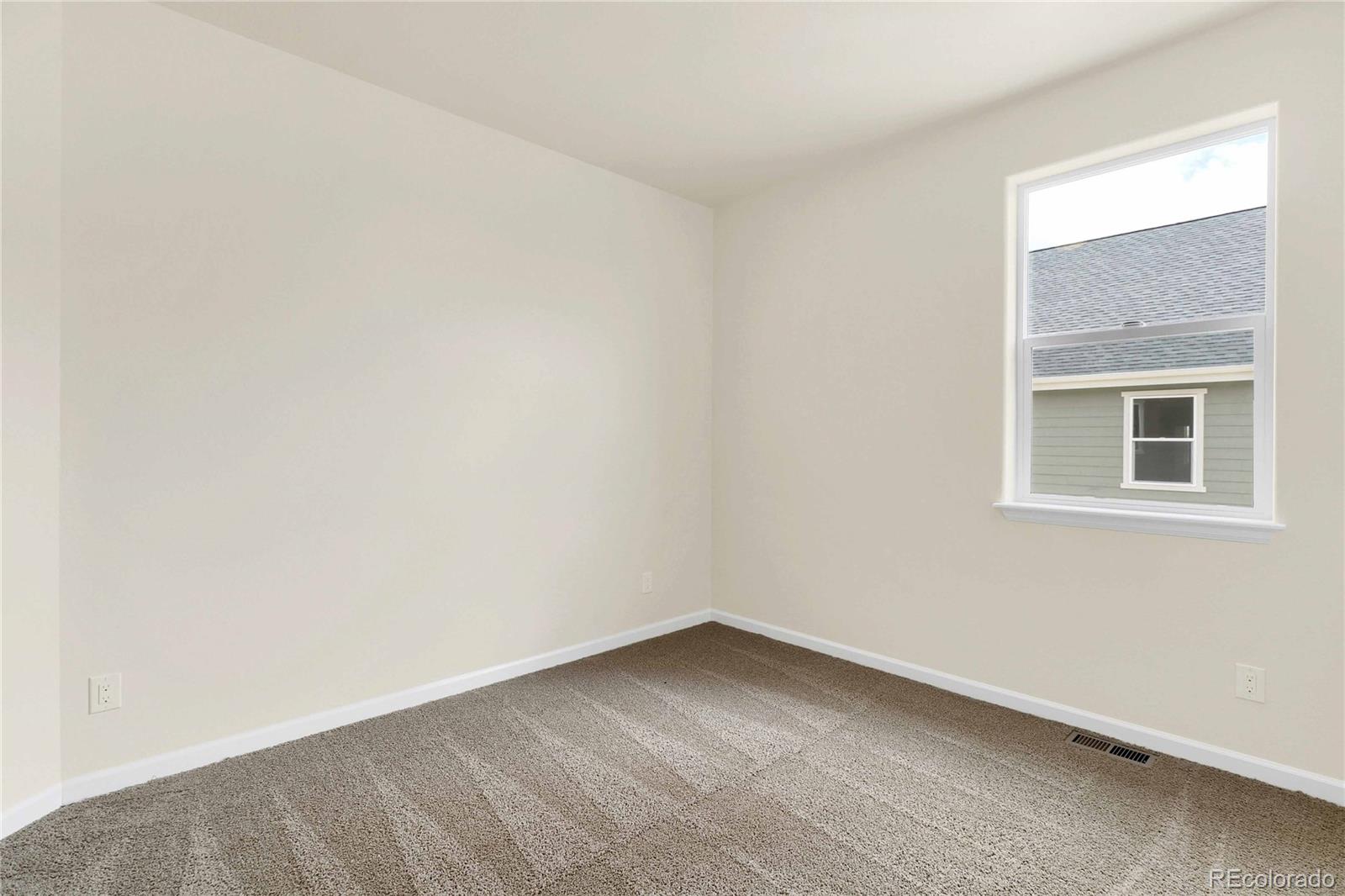 5770 Desert Inn Loop Elizabeth, CO 80107 - Photo 12 of 12 Gallery Image 12
