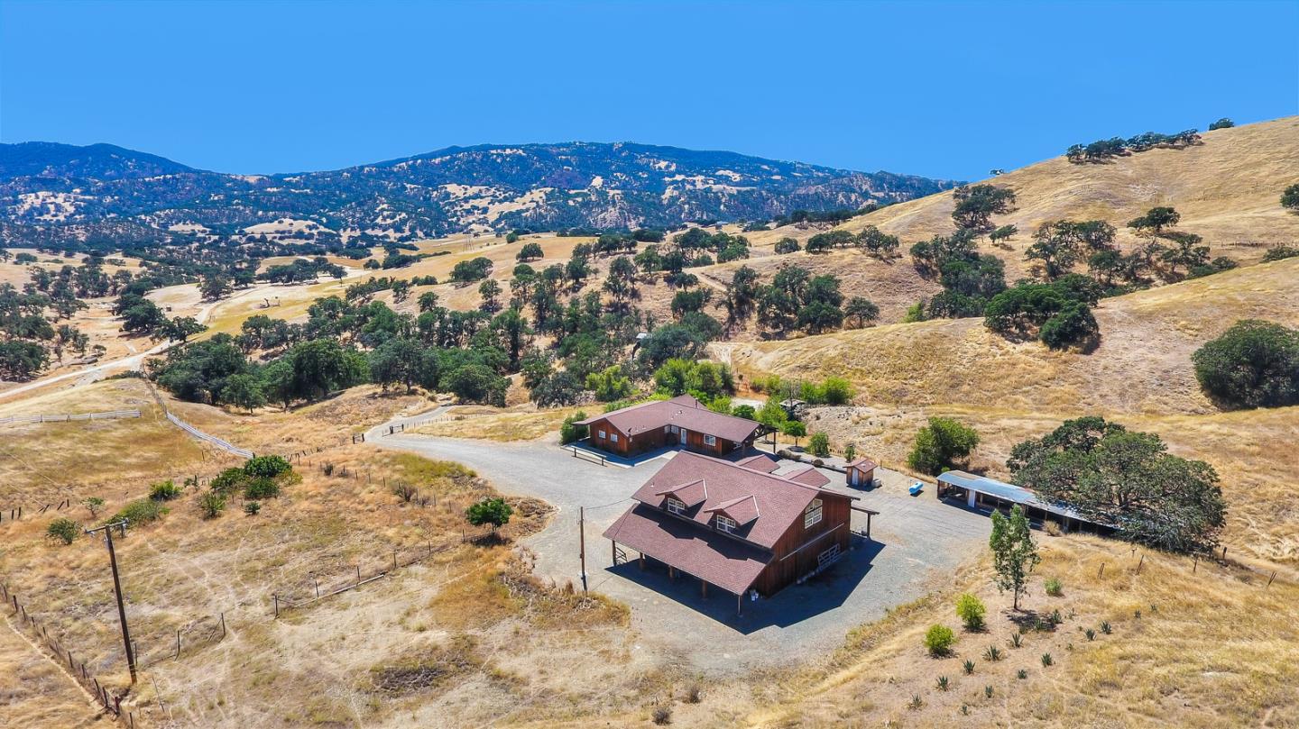 20334 Panoche Road Paicines, CA 95043 - Photo 29 of 44 Gallery Image 29