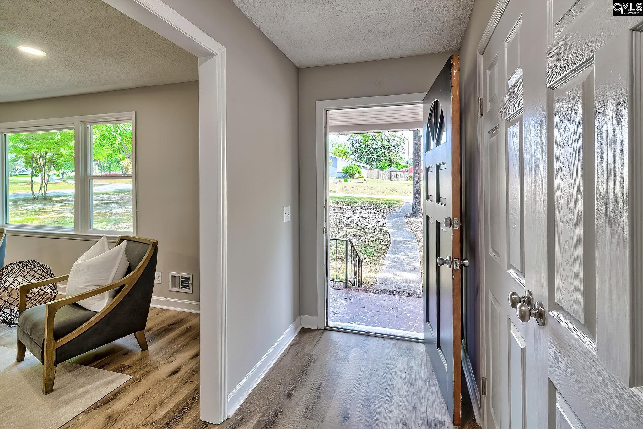 600 Shady Lane Cayce, SC 29033 - Photo 4 of 34