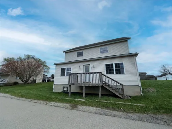 $89,900 | 39 2nd Street, Uniontown, PA 15401