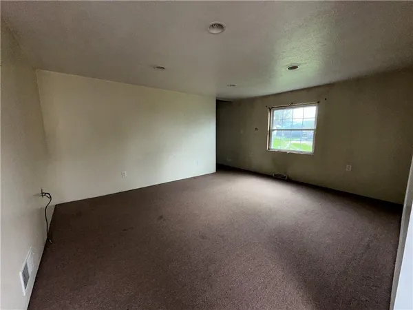 $89,900 | 39 2nd Street, Uniontown, PA 15401