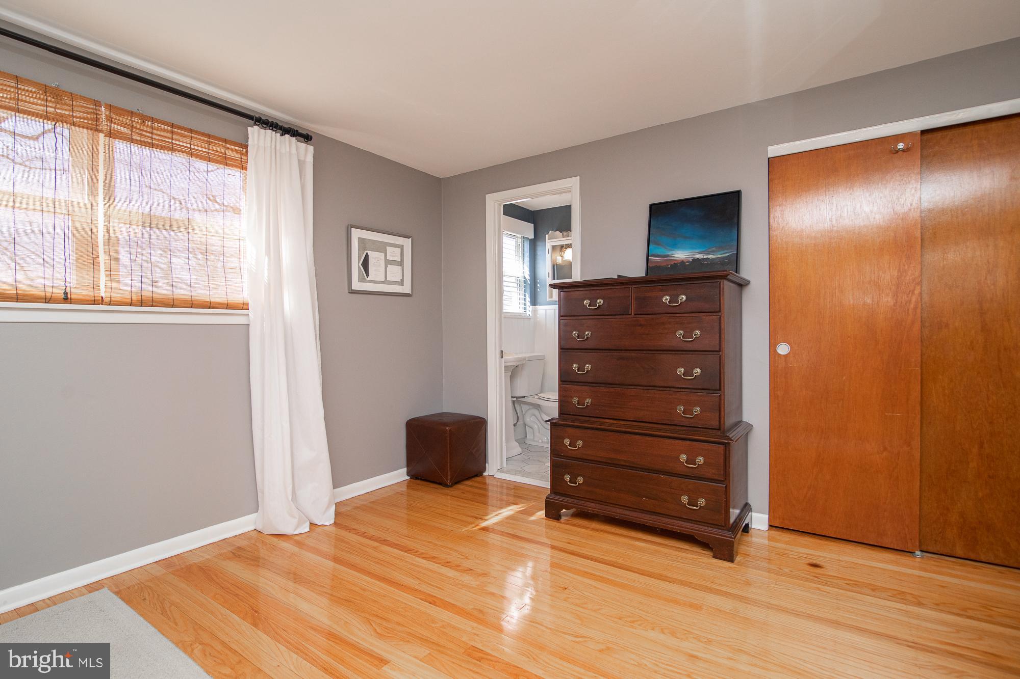 897 Longstreth Road Warminster, PA 18974 - Photo 26 of 48 Master bath with fresh finishing touches