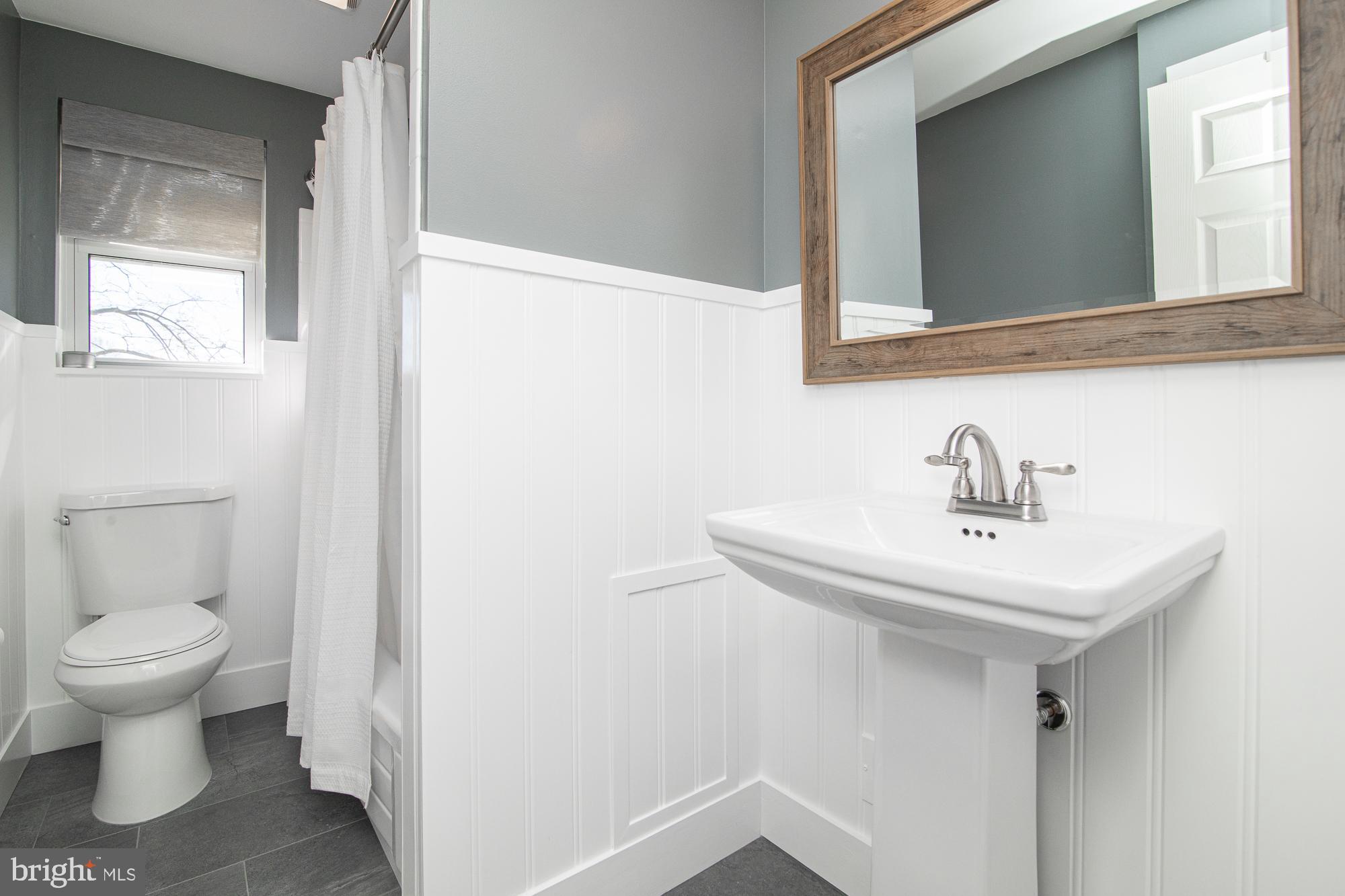 897 Longstreth Road Warminster, PA 18974 - Photo 28 of 48 Hall bath, recently refinished