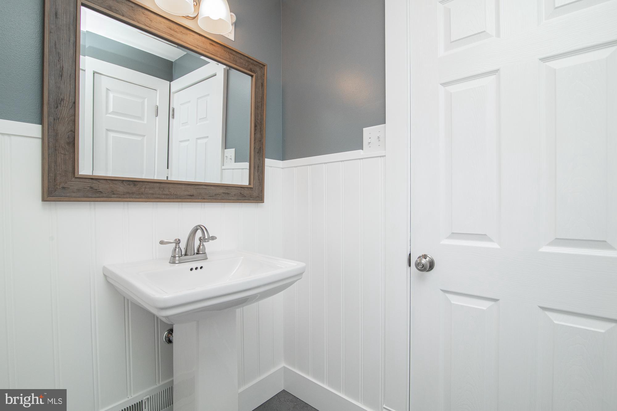 897 Longstreth Road Warminster, PA 18974 - Photo 29 of 48 Hall bathroom