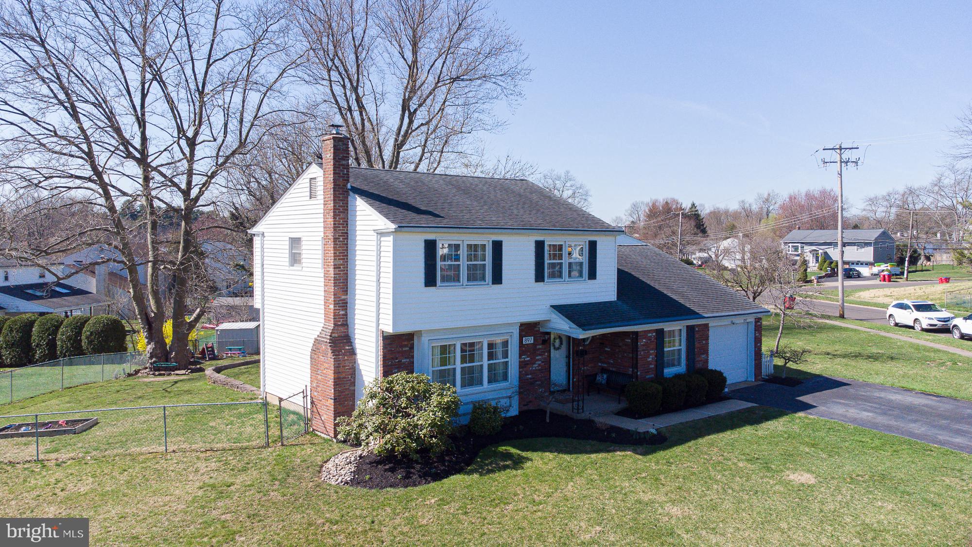 897 Longstreth Road Warminster, PA 18974 - Photo 4 of 48
