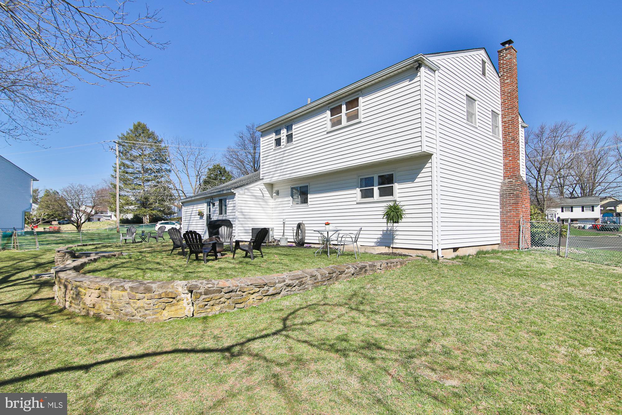 897 Longstreth Road Warminster, PA 18974 - Photo 41 of 48 Nice yard to be able to