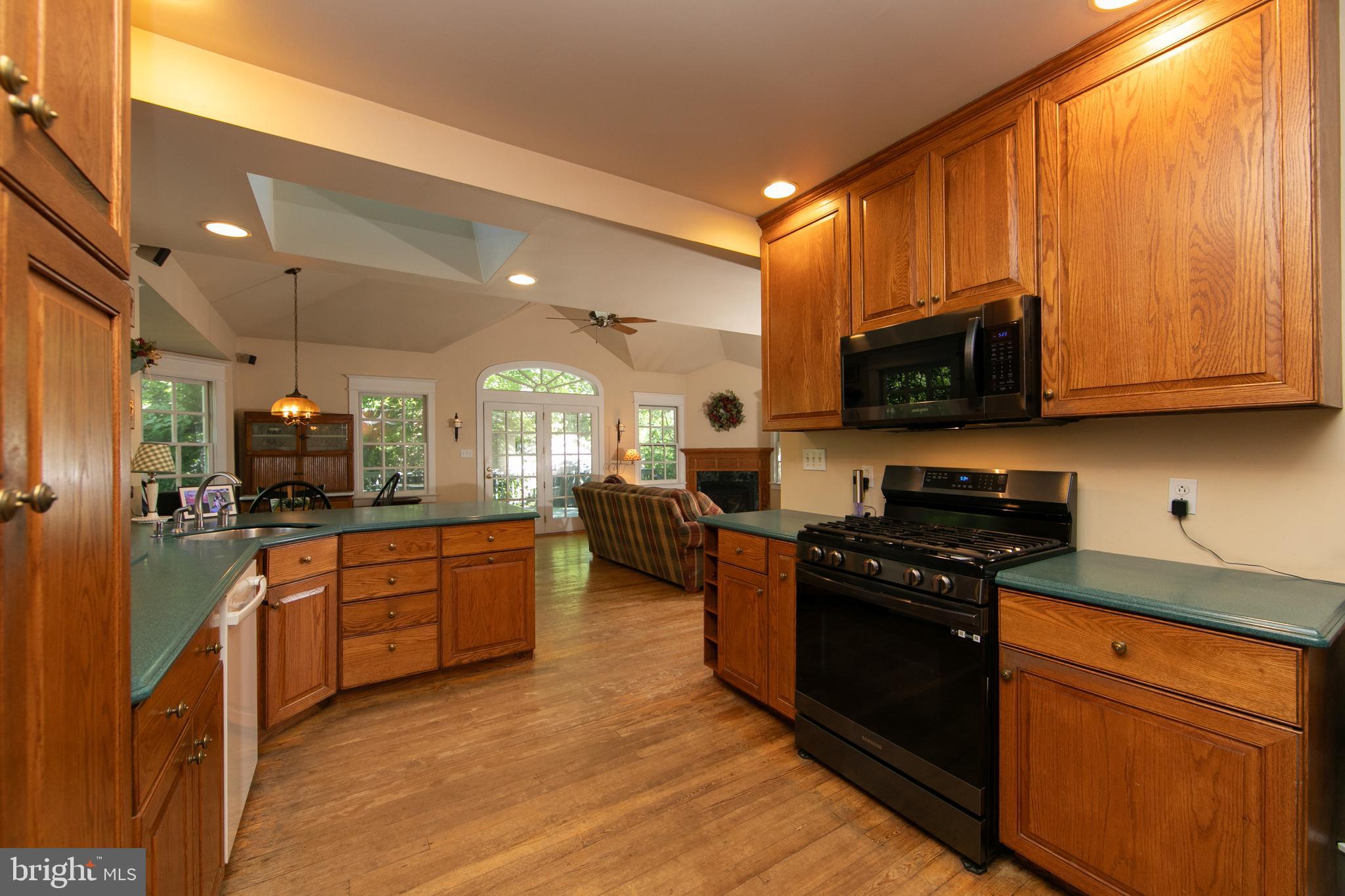 237 Rhoads Avenue Haddonfield, NJ 08033 - Photo 21 of 47 gas range and microwave