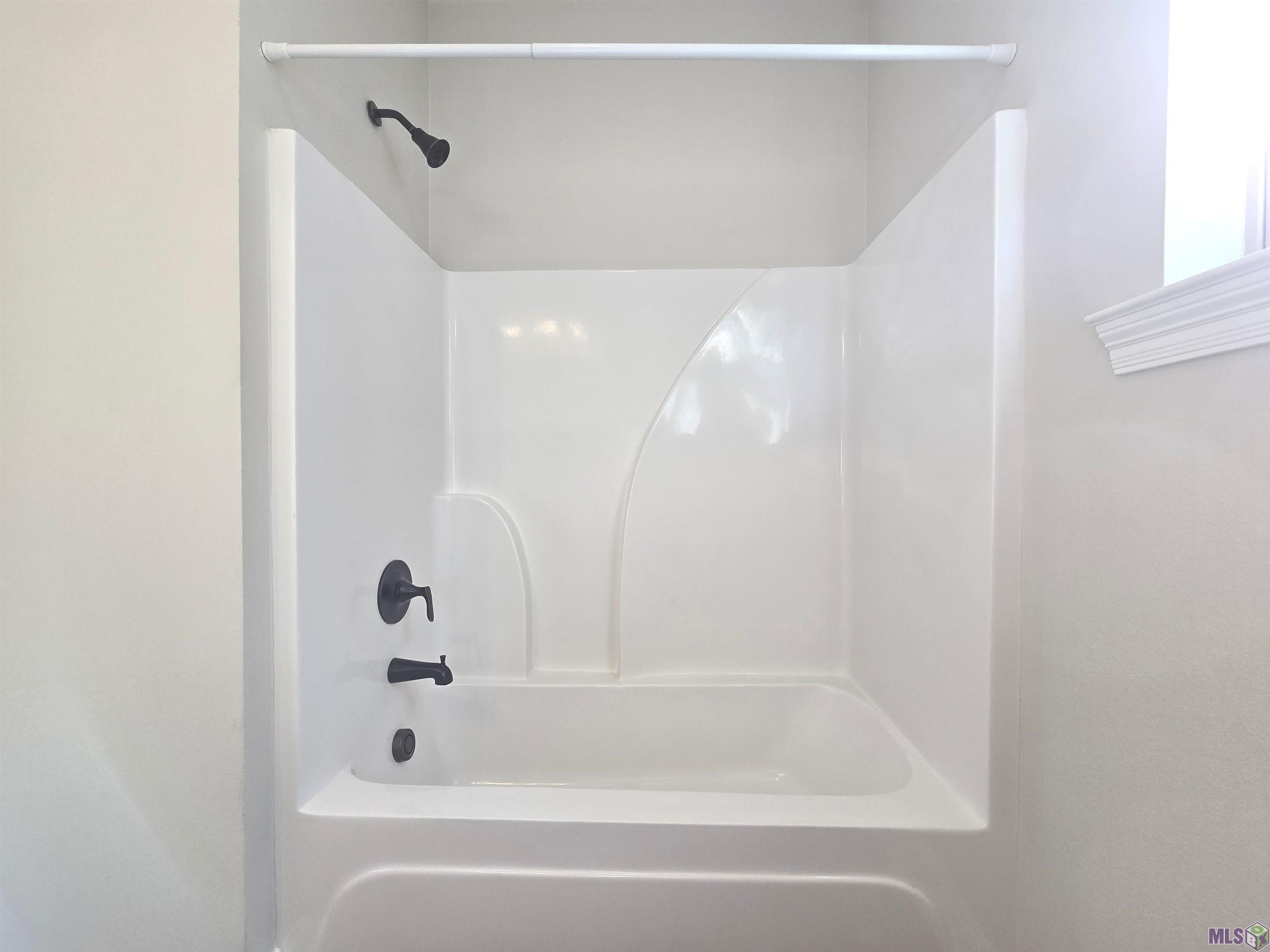 6251 Lake Edge Drive Baton Rouge, LA 70820 - Photo 14 of 21