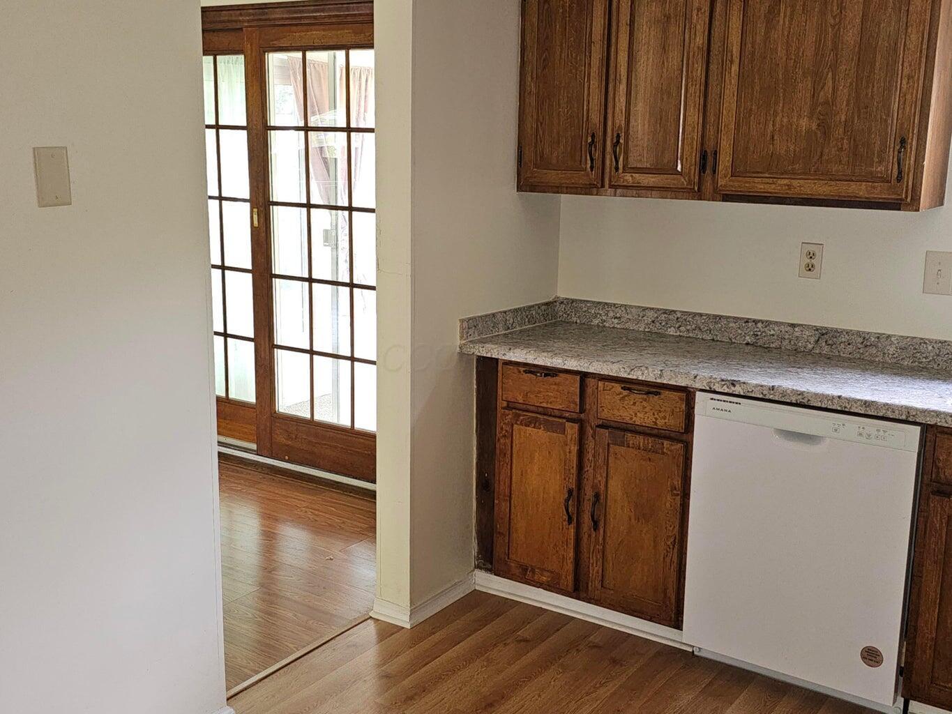 4938 Dunlap Road Columbus, OH 43229 - Photo 13 of 32 13a