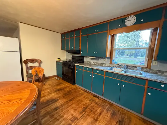 $180,000 | 447 West State Street, New Lisbon, WI 53950